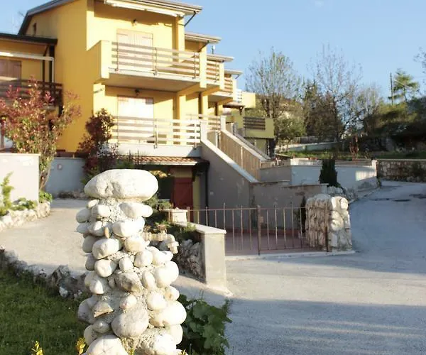 4flats In Orto Di Venanzio Apartmán *